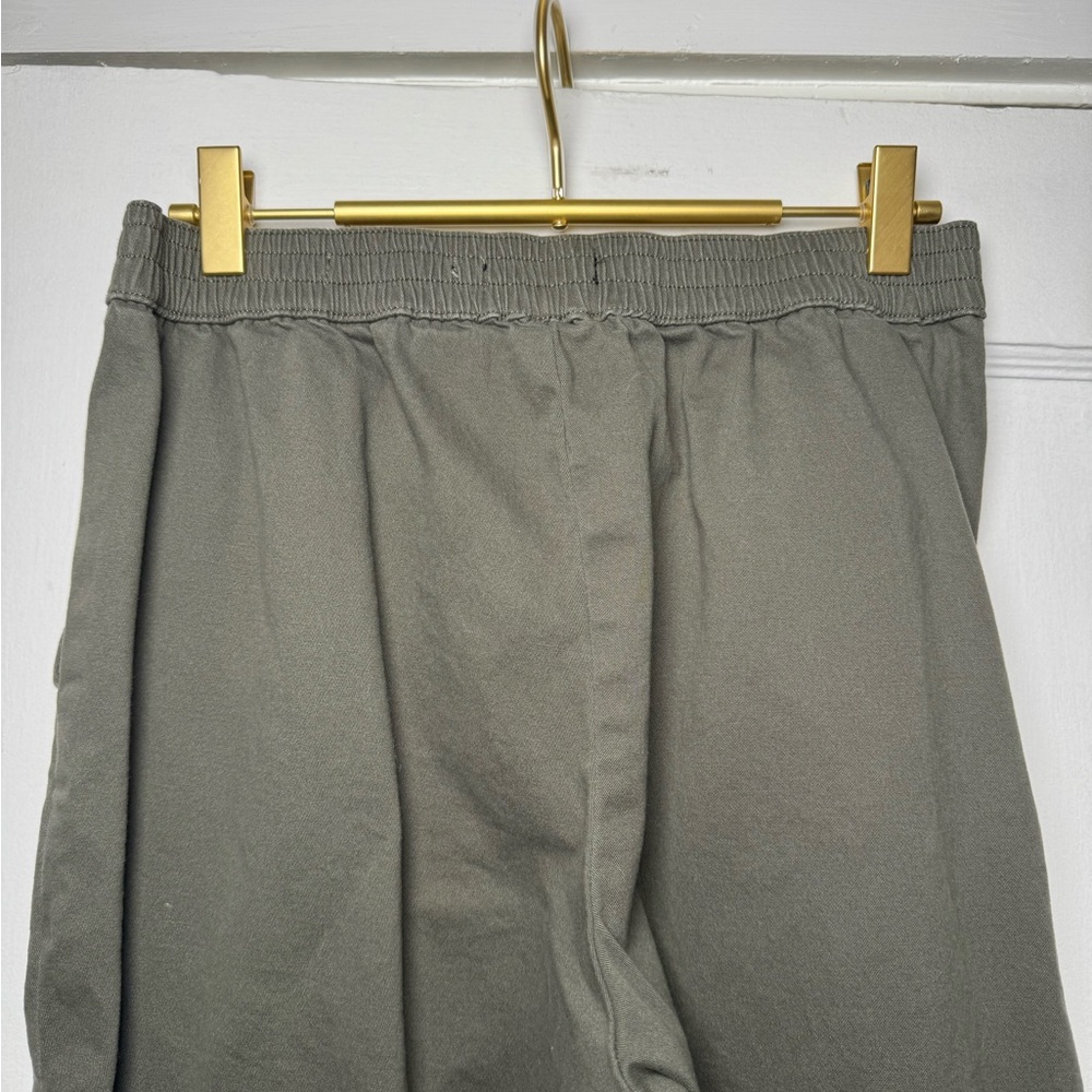BCBGeneration High Rise Barrel Leg Elastic Waist Pant In Army Green Small - Picture 7 of 10